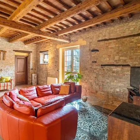 With Private Swimming Pool And Beautiful View * Sorbolongo
